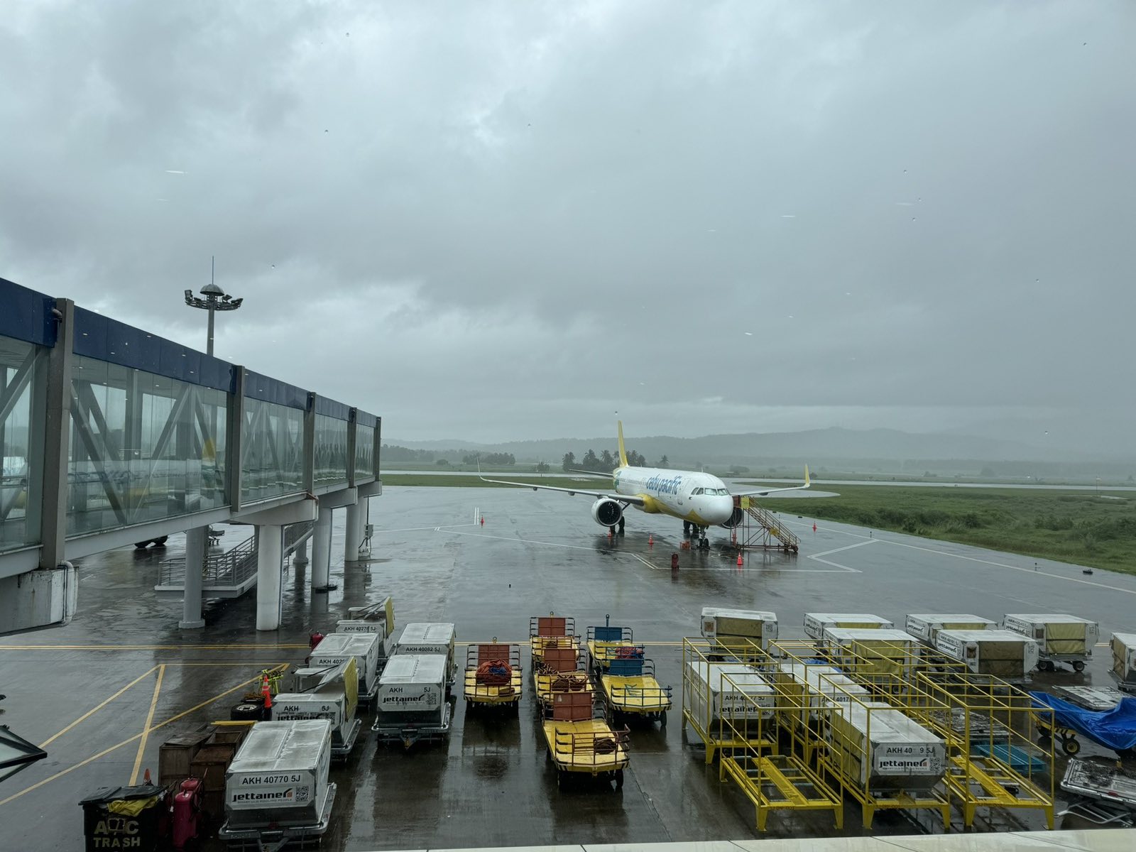 슈퍼 태풍 줄리안으로 인해 루손 공항 5곳 폐쇄, CAAP에 따르면